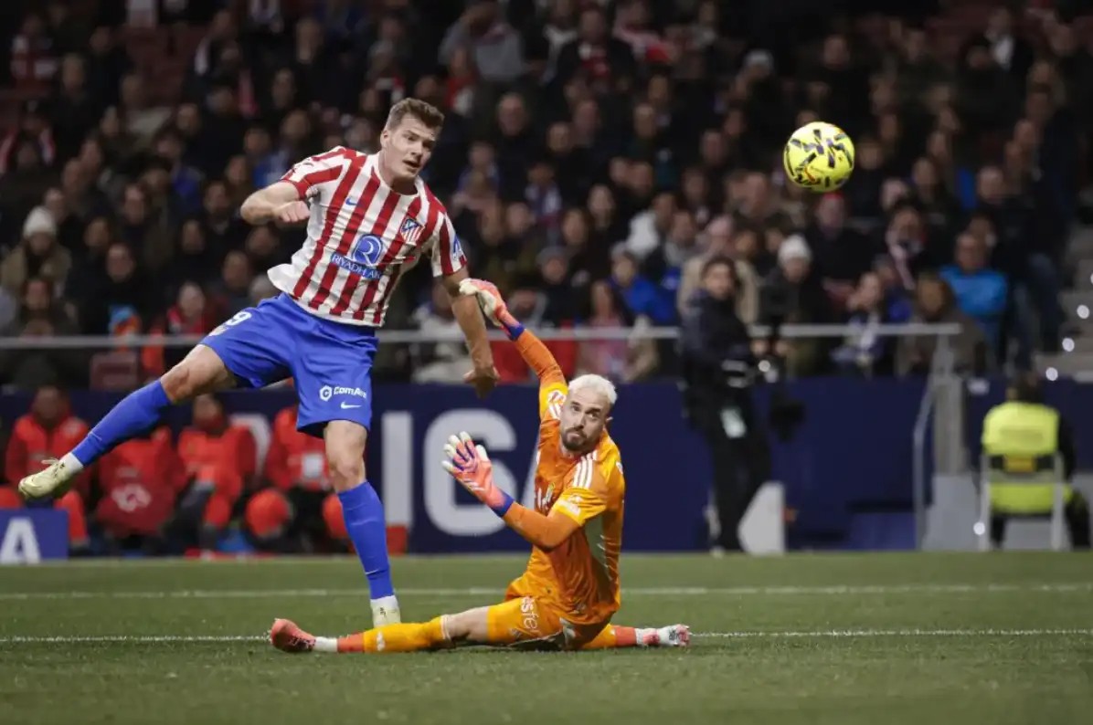 索罗斯独中两元,马竞取得主场十连胜